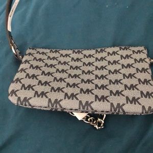 Michael Kors Bags - Michael kors belt bag/ fanny pack Michael Kors Bags - Michael kors belt bag/ fanny pack